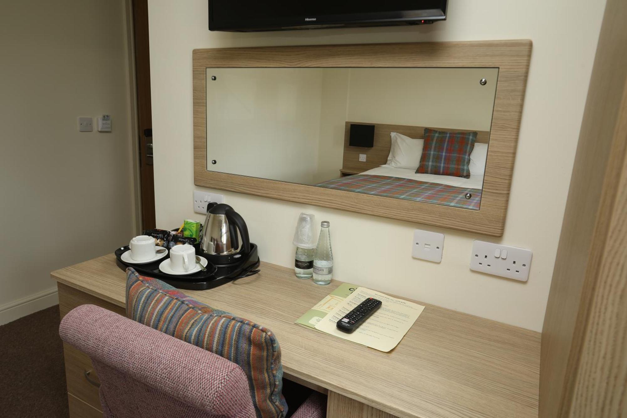 The Craven Heifer Inn Kelbrook Екстер'єр фото