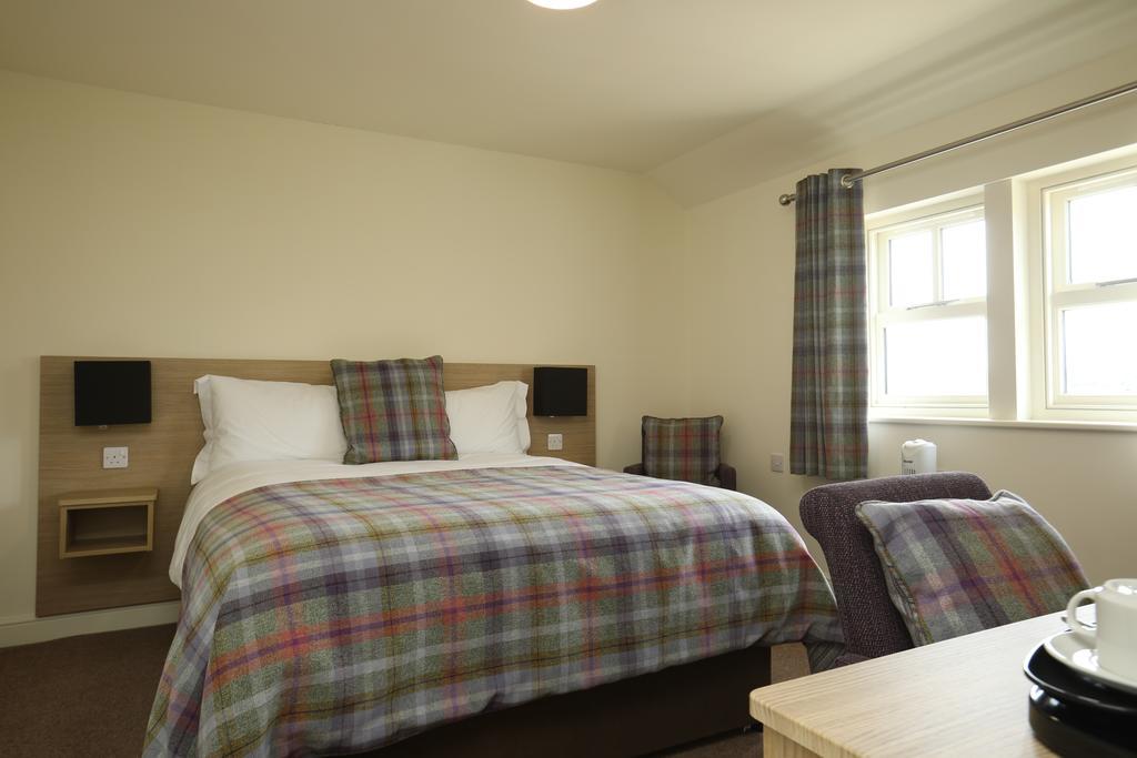 The Craven Heifer Inn Kelbrook Екстер'єр фото